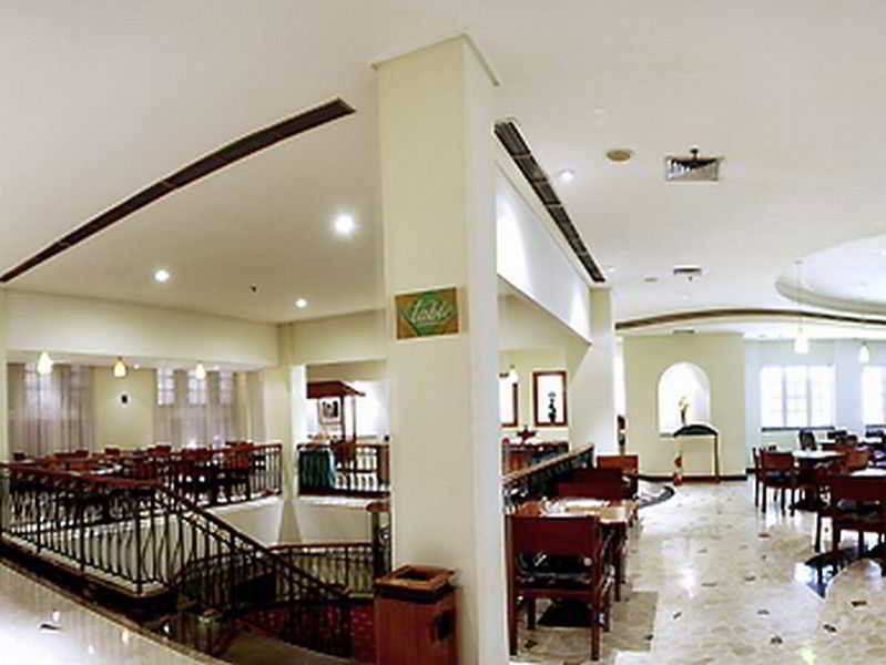 Arcadia Surabaya Hotel Dış mekan fotoğraf