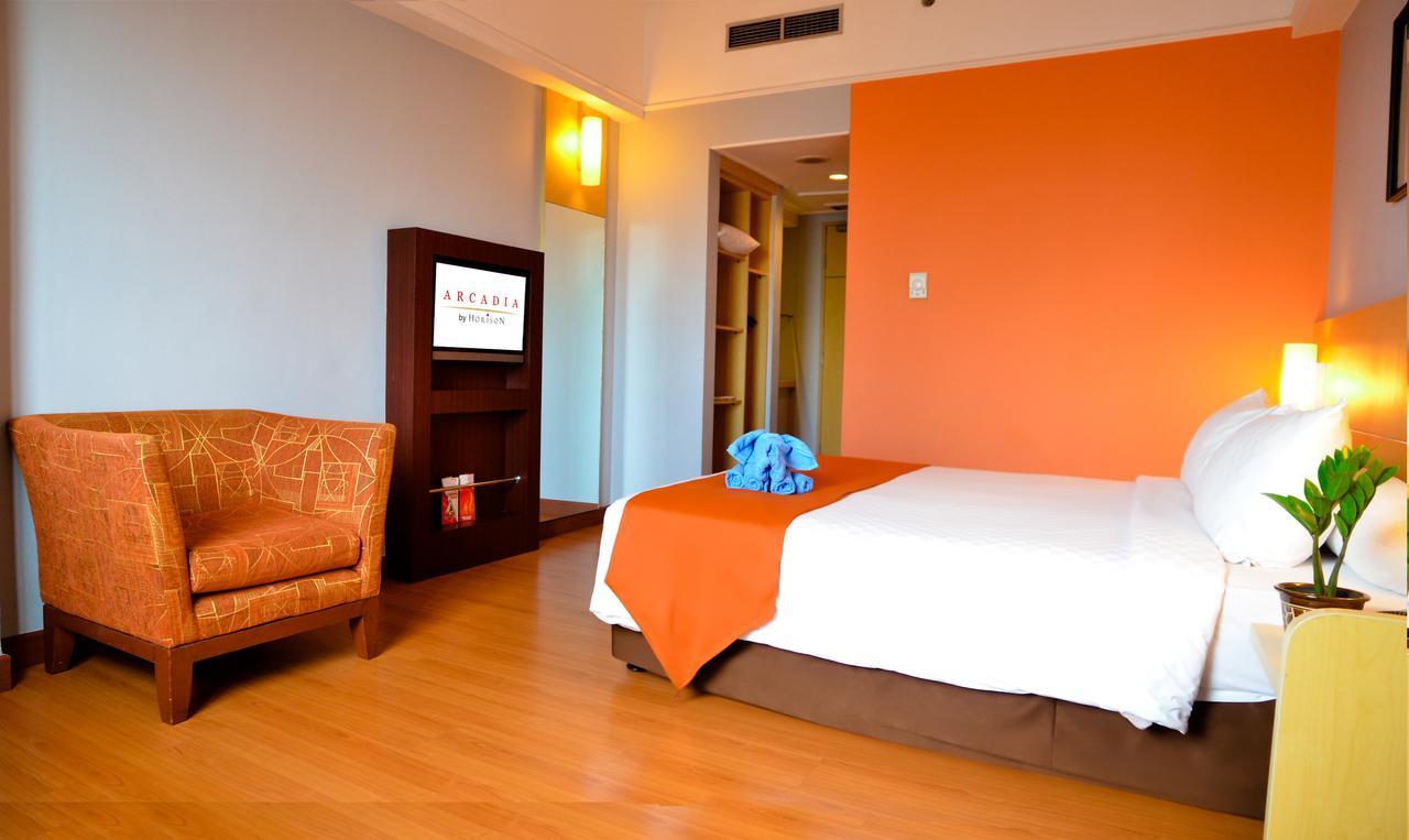 Arcadia Surabaya Hotel Dış mekan fotoğraf