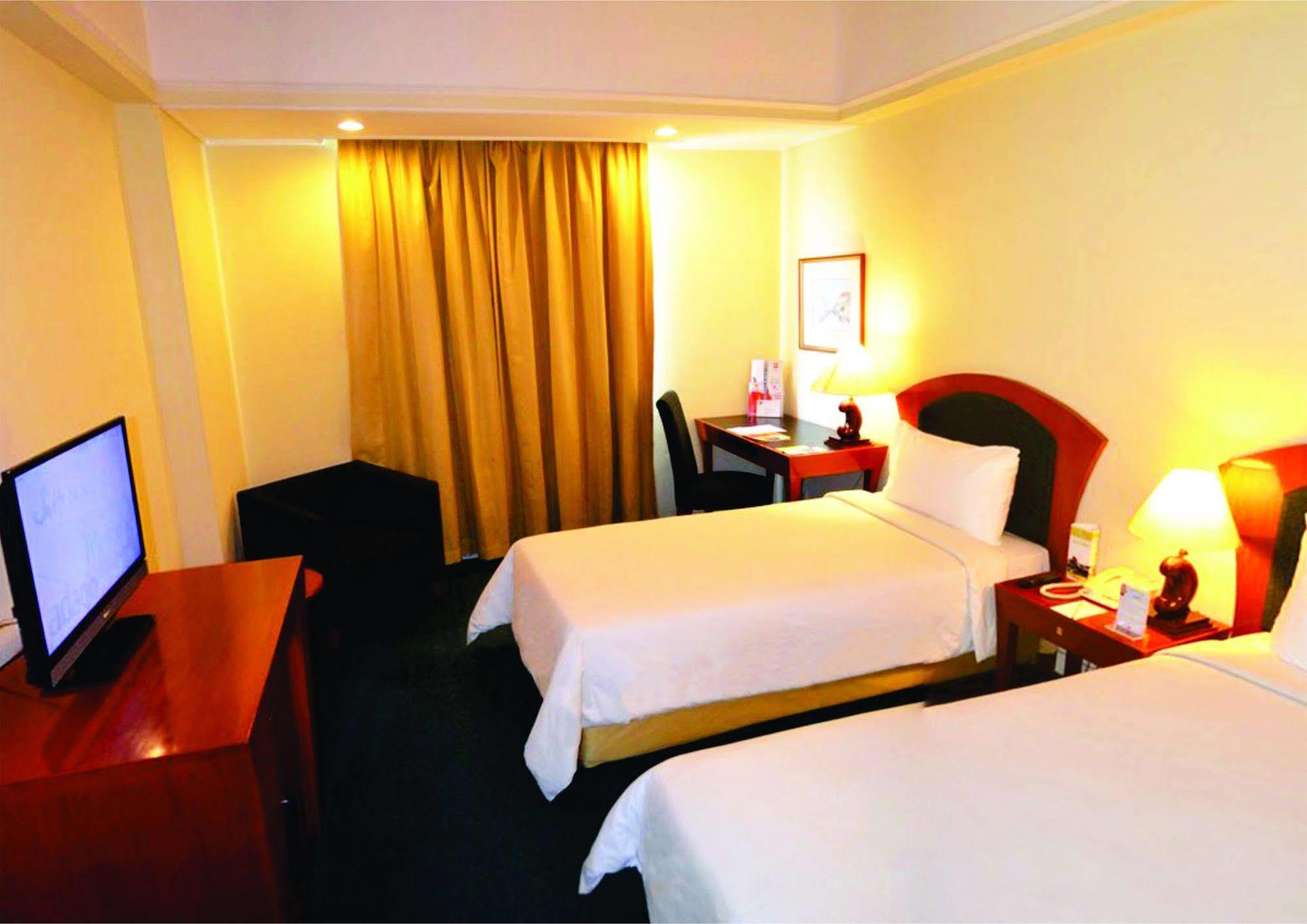 Arcadia Surabaya Hotel Dış mekan fotoğraf