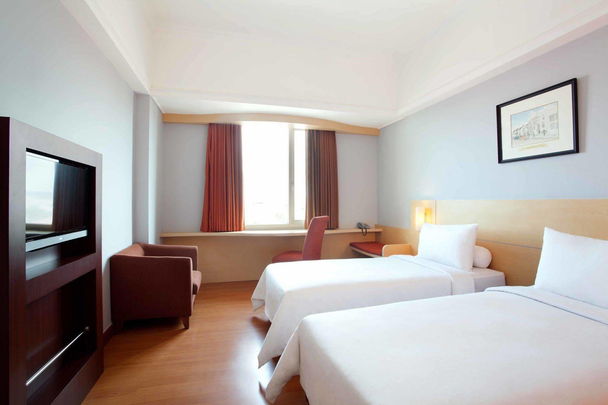 Arcadia Surabaya Hotel Dış mekan fotoğraf