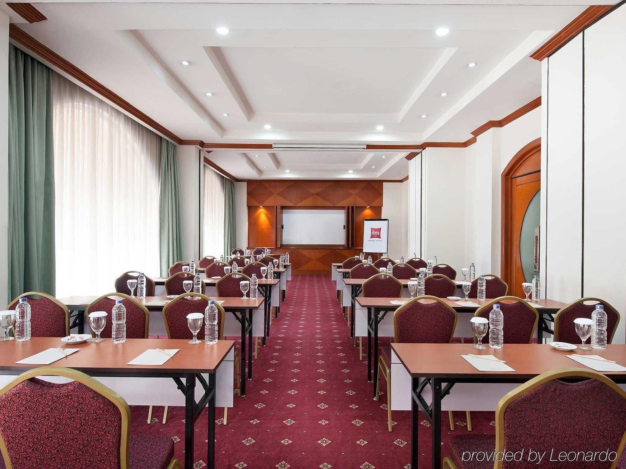Arcadia Surabaya Hotel Dış mekan fotoğraf