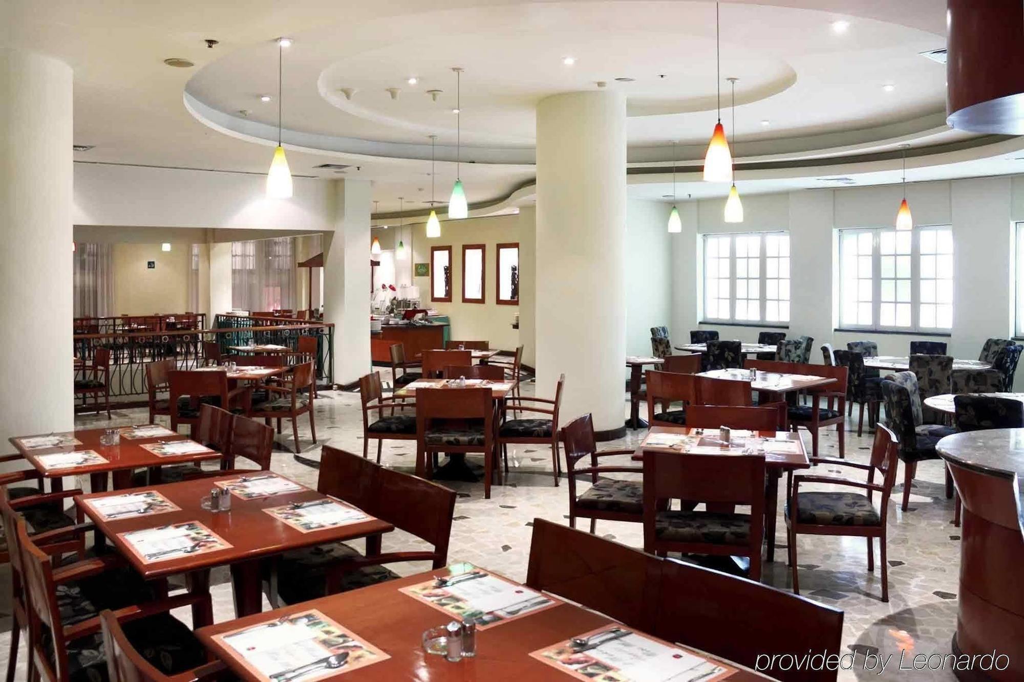 Arcadia Surabaya Hotel Dış mekan fotoğraf