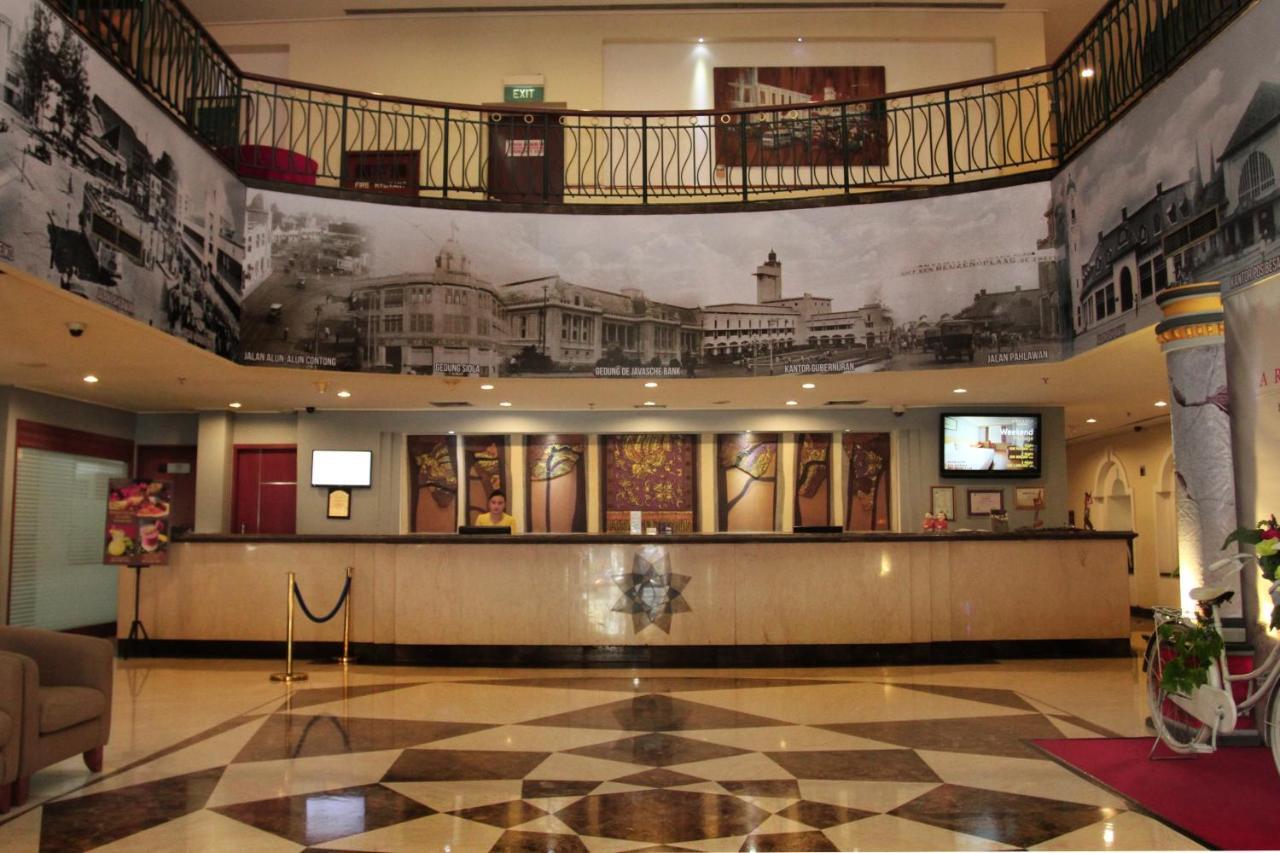 Arcadia Surabaya Hotel Dış mekan fotoğraf