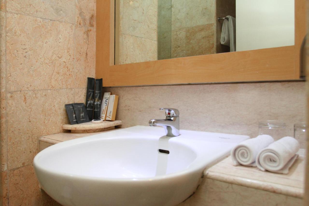 Arcadia Surabaya Hotel Dış mekan fotoğraf